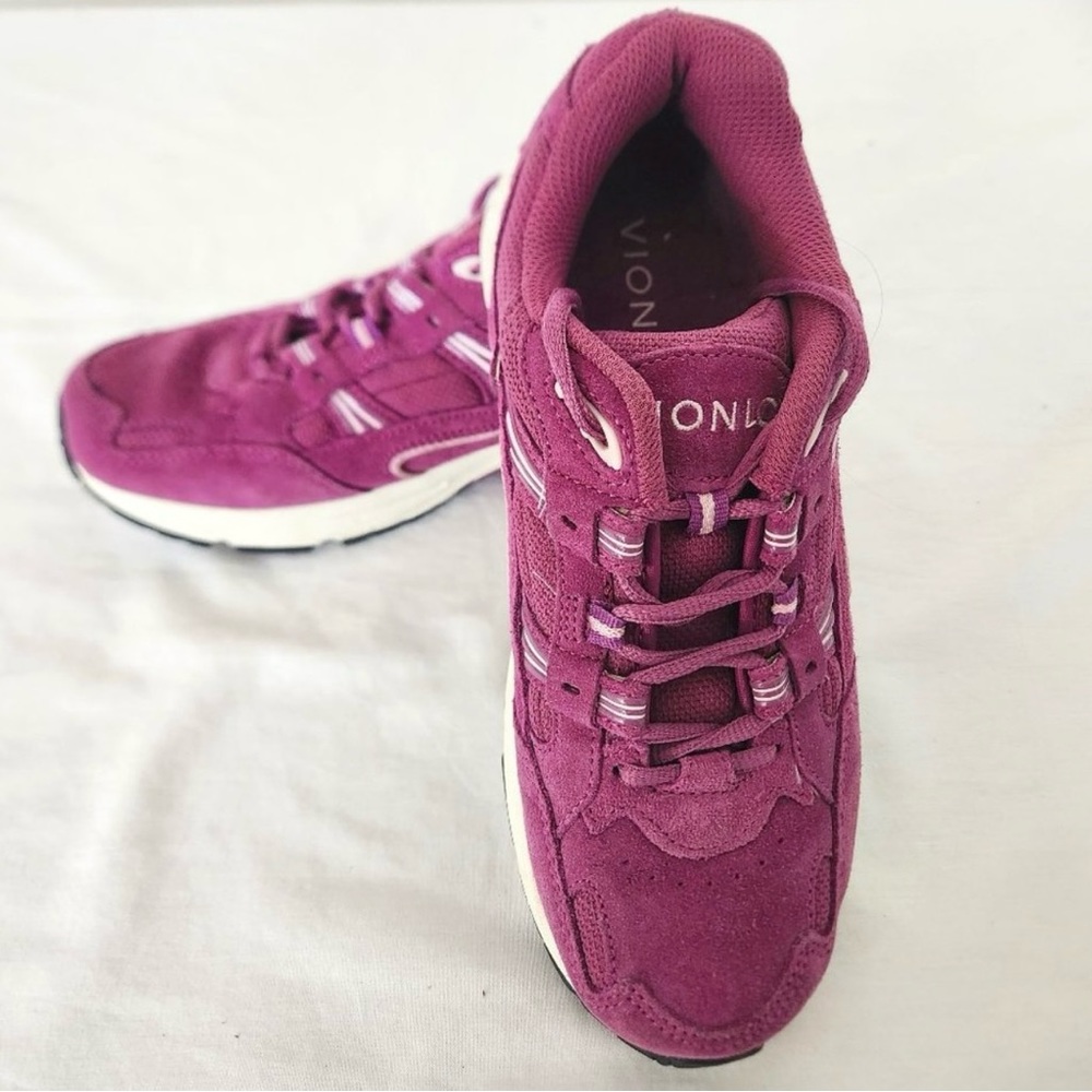 Vionic Womens 23Walk Walking Shoes Purple Suede Size 7M Orthaheel technology